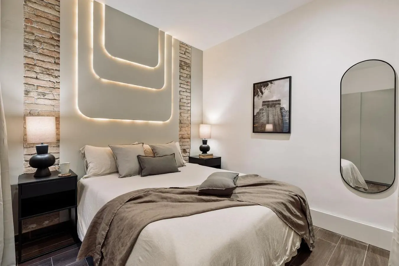Apartment Tunupa - 2 Bedrooms And Terrace In Sant Gervasi Barcelona