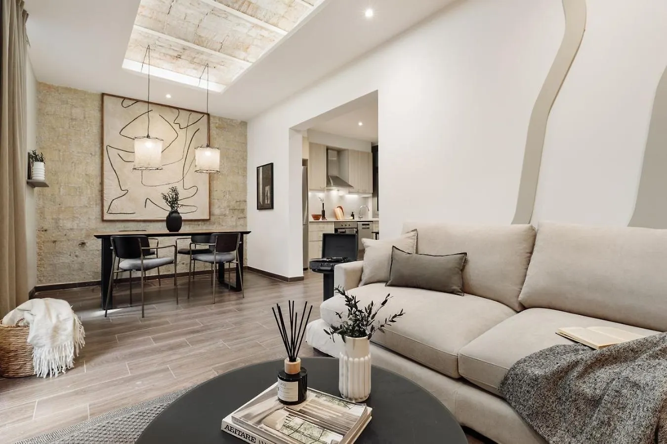 Apartment Tunupa - 2 Bedrooms And Terrace In Sant Gervasi Barcelona